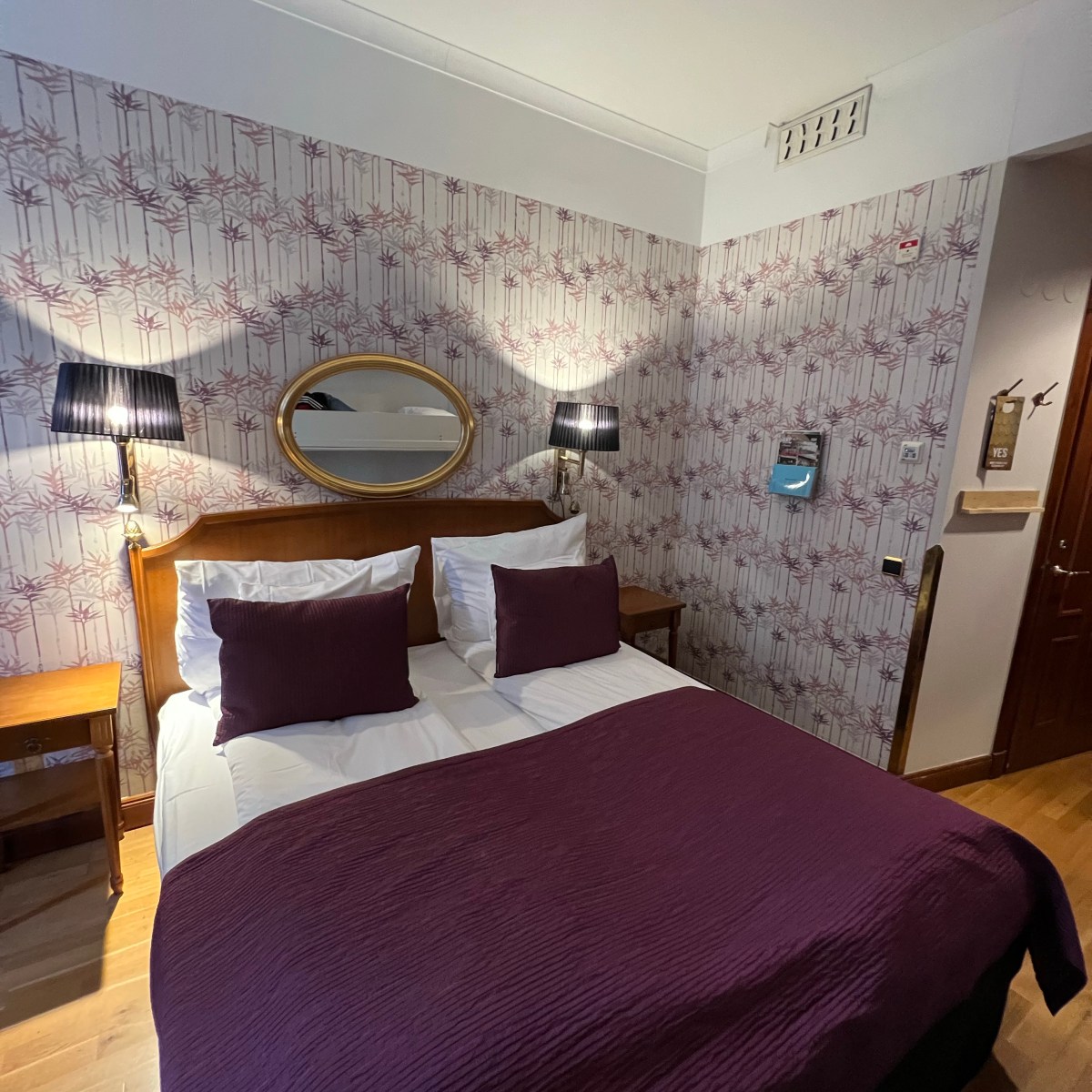 Looking for hotel in Sweden, Paris, Amsterdam, Barcelona, Bali, New zealand, New York or Los Angeles&nbsp;?